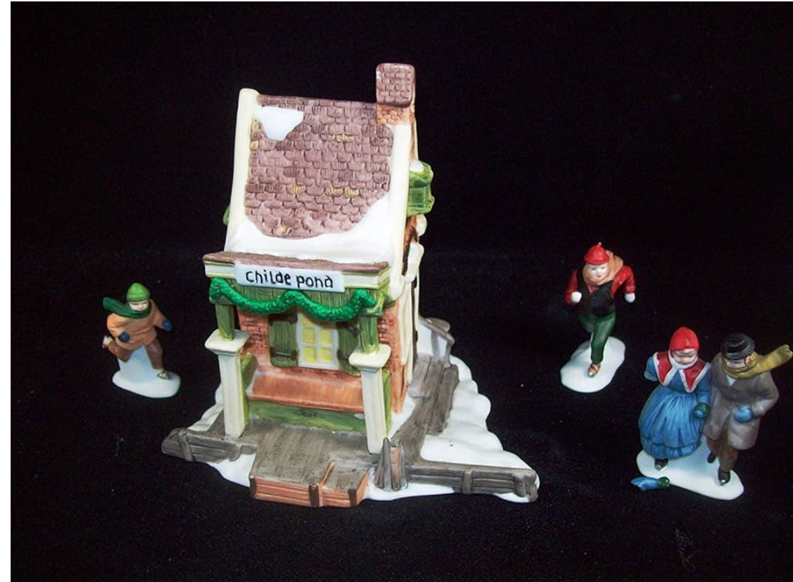 Department 56 - Dickens Village - Childe Pond And Skaters