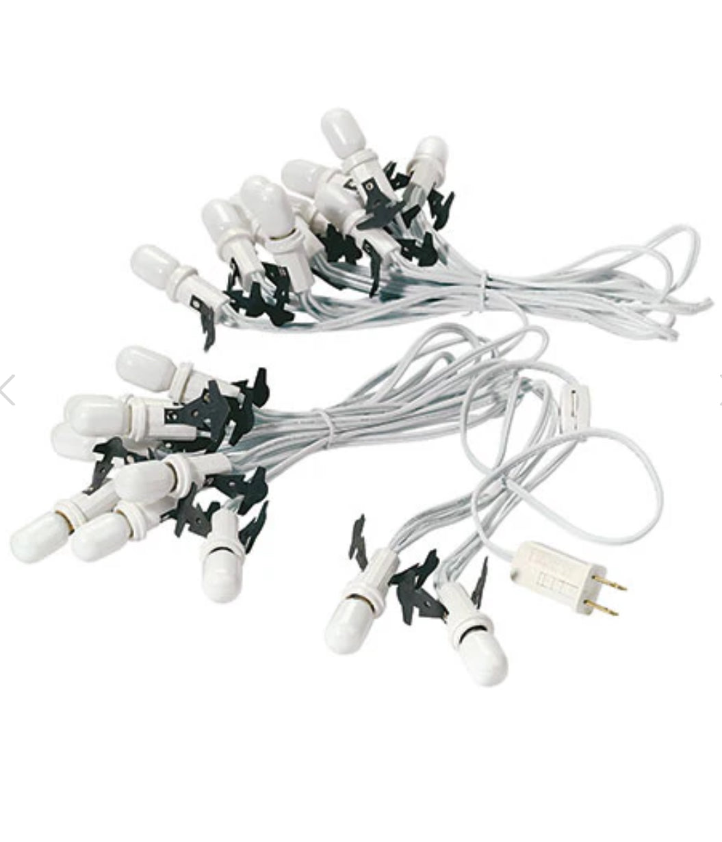Department 56 - Village Accessories - 20 Socket Light Cord with Bulbs