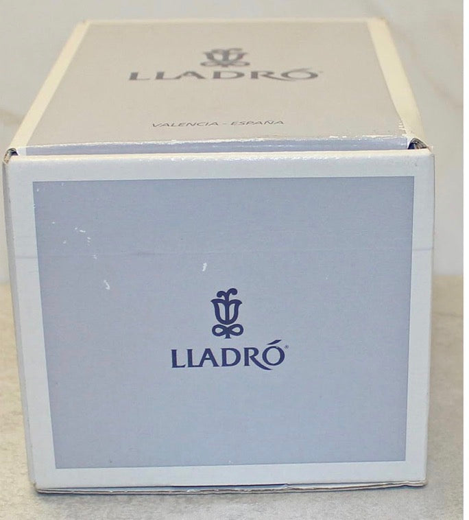 Lladro - Angel Playing Harp Porcelain Figurine