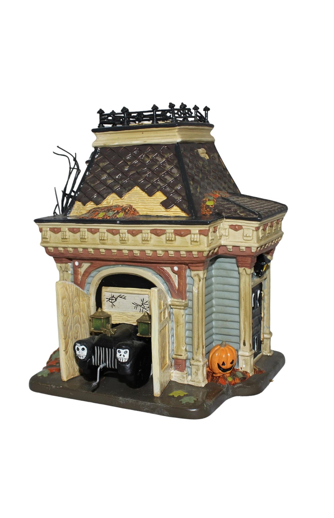 Department 56 - Snow Village - Halloween - Grimsly's Garage