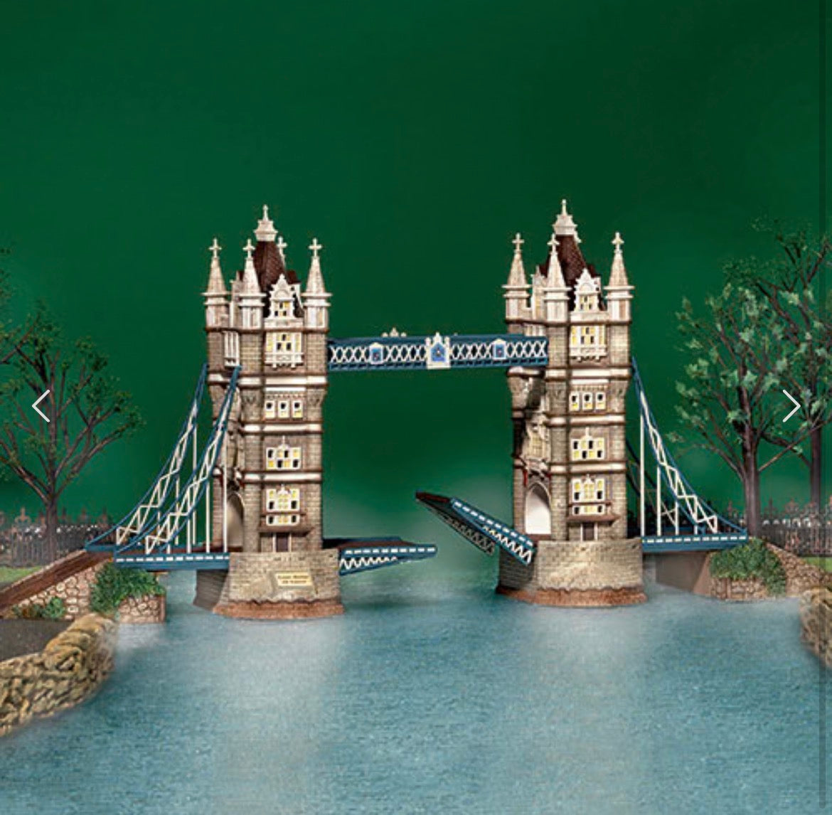Department 56 - Dickens Village - Tower Bridge of London
