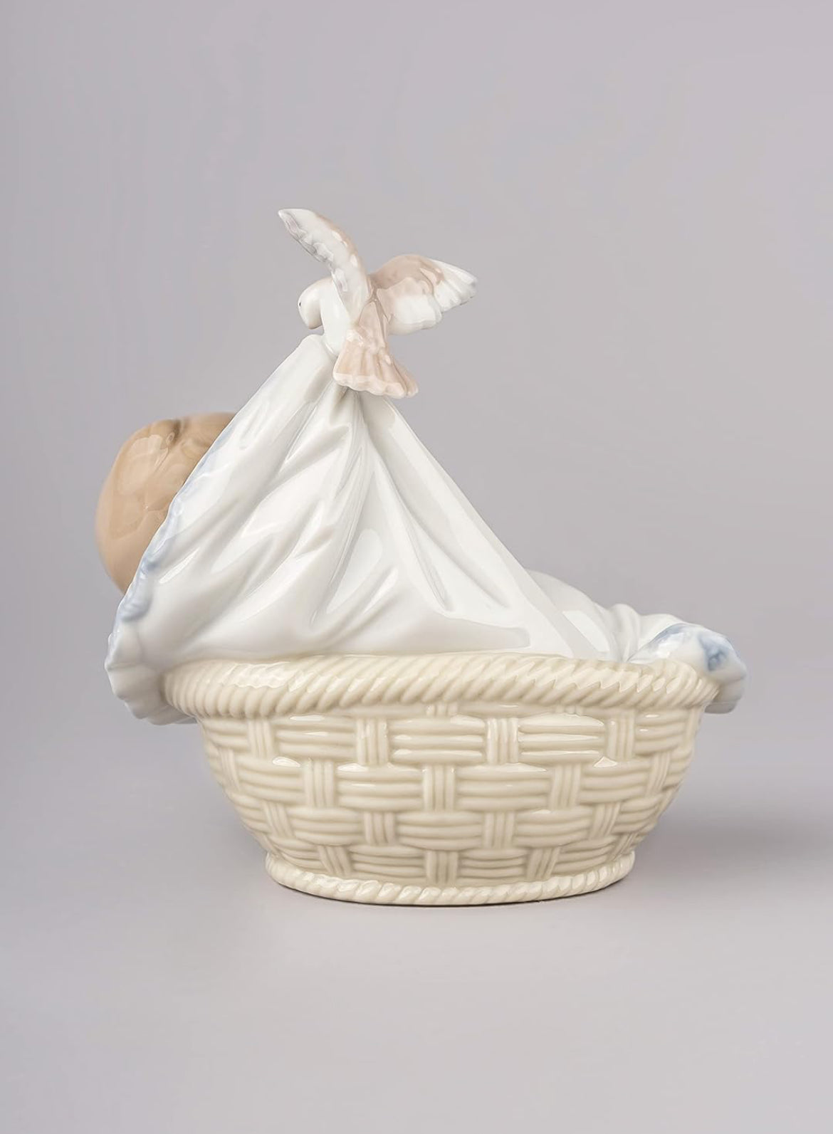 Lladro - Tender Dreams Baby in Basket