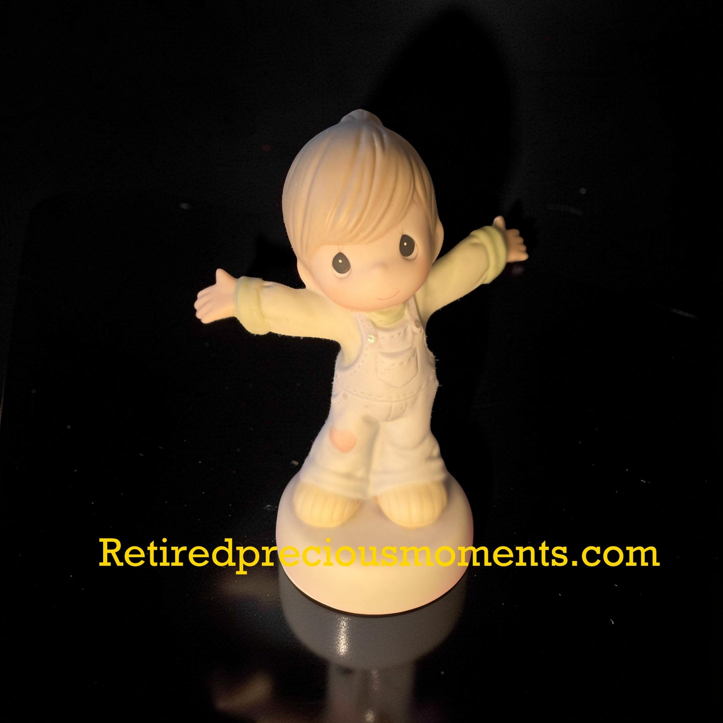 I Love You This Much - Precious Moment Figurine