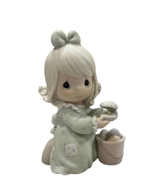 It's No Secret What God's Love Can Do - Precious Moment Figurine