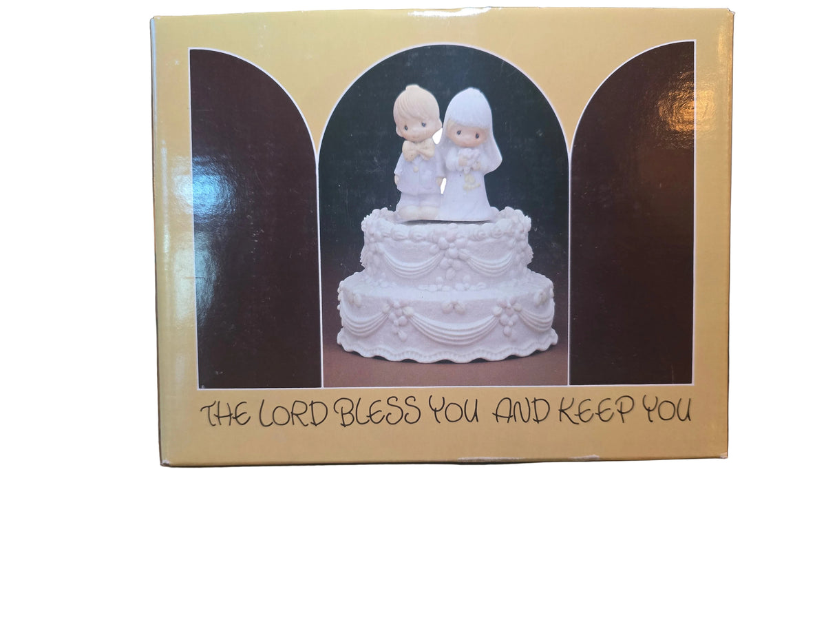The Lord Bless You And Keep You - Precious Moment Musical Cake Topper