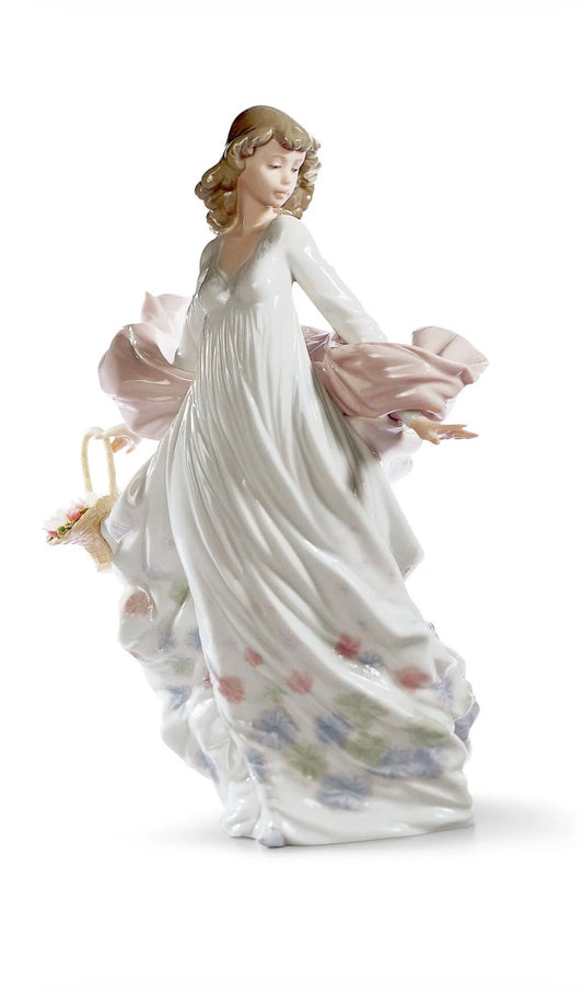 Lladro - Spring Splendor - Porcelain Figurine