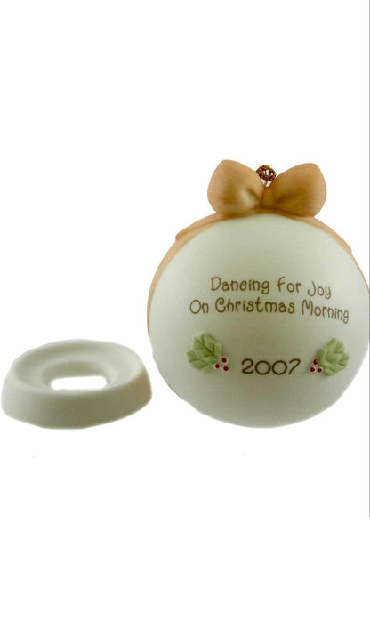 Dancing For Joy On Christmas Morning - 2007 Dated Annual Precious Moments Ball Ornament