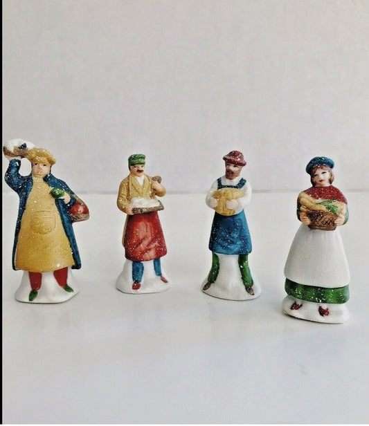 Department 56 - Christmas In The City - City People Set of 4