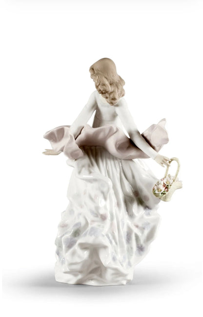 Lladro - Spring Splendor - Porcelain Figurine
