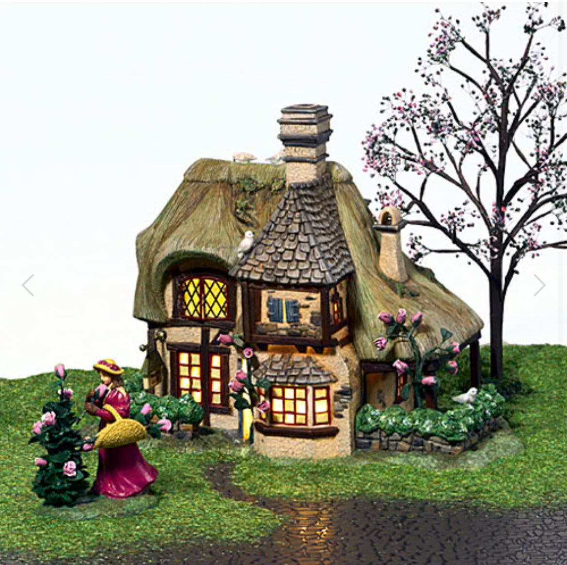 Department 56 - Dickens Village - Sweetbriar Cottage