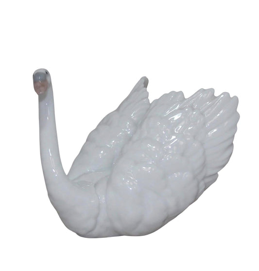 Lladro - White Swan Porcelain Figurine