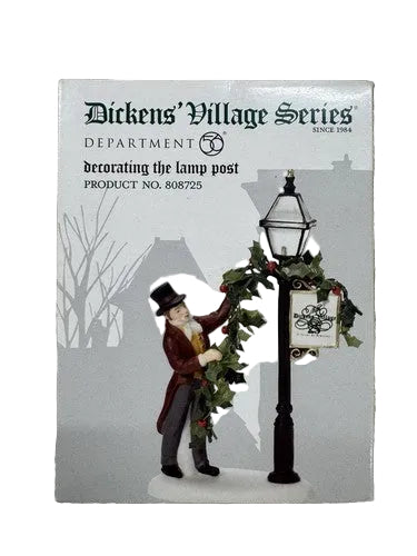 Department 56 - Dickens Village - Decorating The Lamp Post