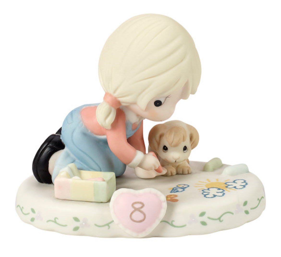 Growing in Grace Age 8 (New) - Precious Moment Figurine 154035