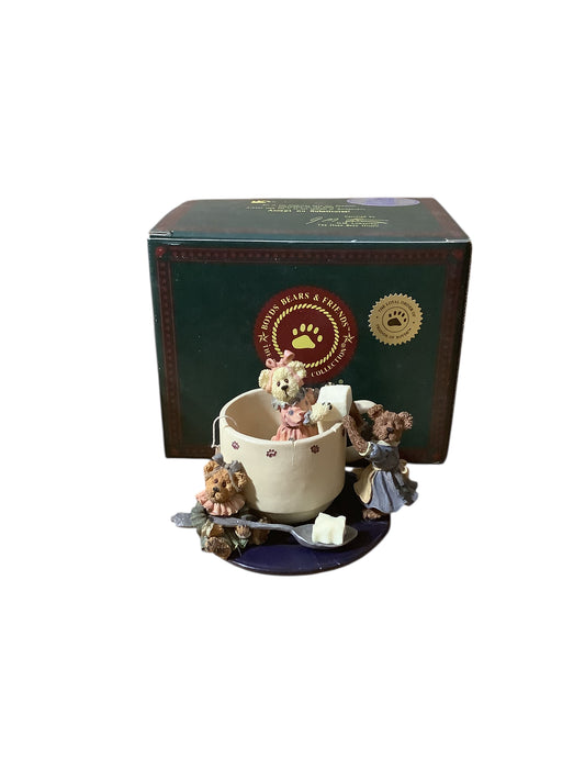 Boyd's Bears Bearstone- Prissie, Sissie, and Missie… Fixin’ Tea for Three