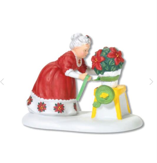 Department 56 - North Pole Village - Mrs. Claus' Perfect Poinsettias
