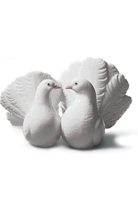 Lladro - Couple of Doves - Porcelain Figurine 01169