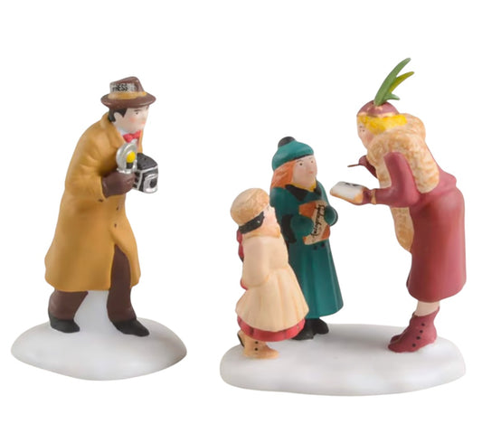 Department 56 - Christmas In The City - Big Smile For The Camera