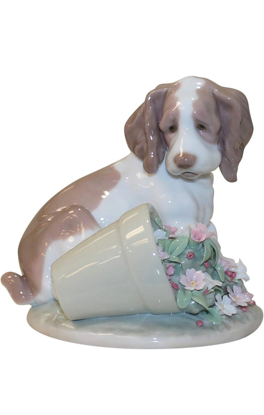 Lladro - It Wasn't Me! Porcelain Figurine