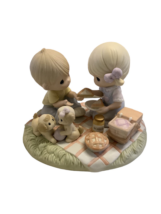 Life's A Picnic With My Honey - Precious Moments Figurine 630040