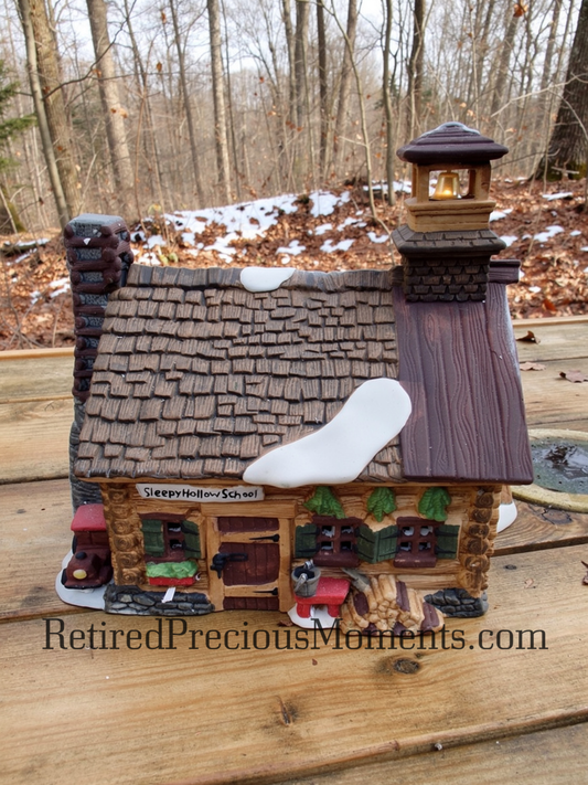 Department 56 - New England Village - Sleepy Hollow School