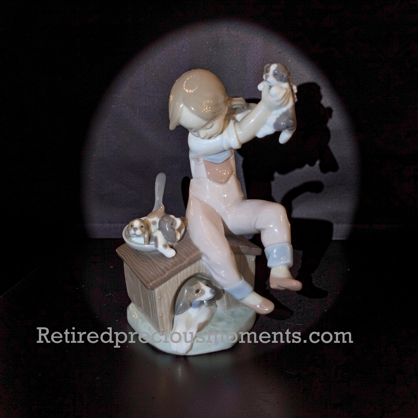 Lladro - Pick of the Litter - Porcelain Figurine  Girl with Puppies 07621