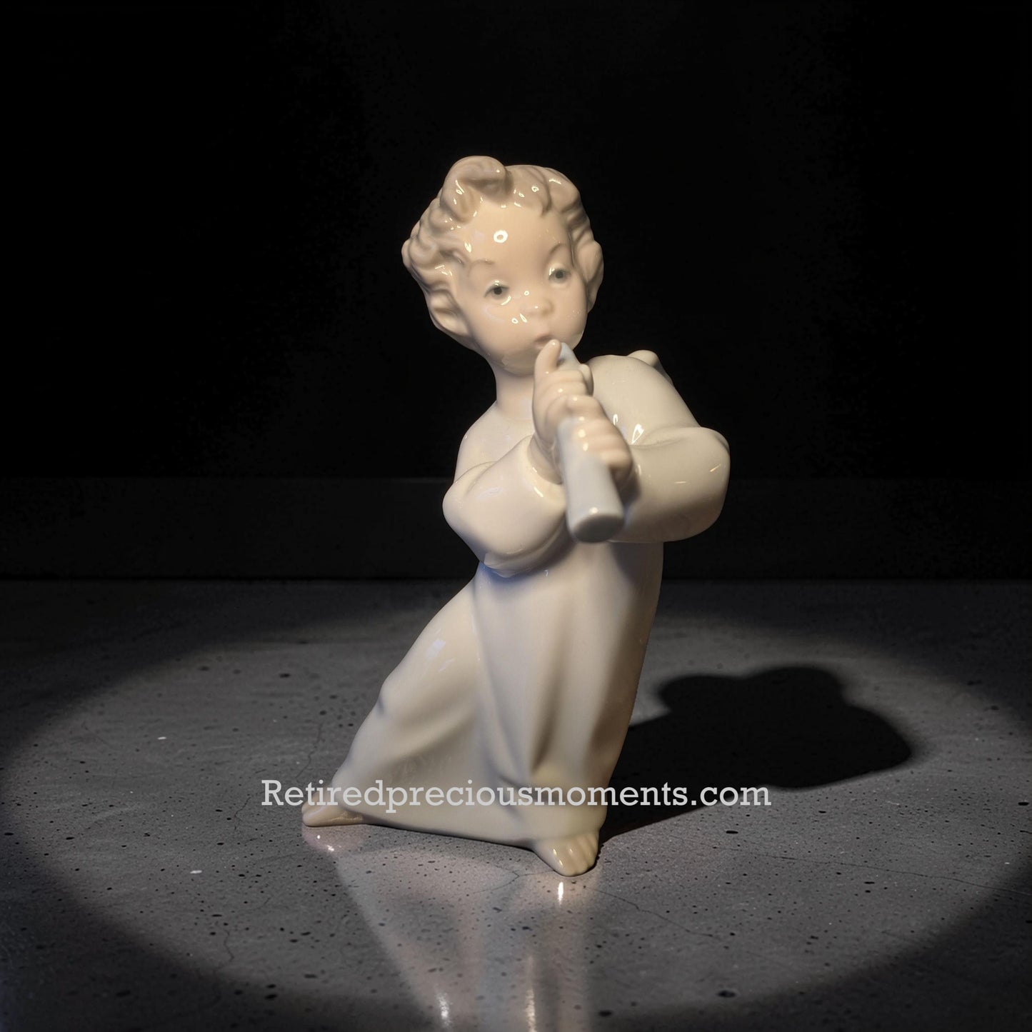 Lladro - Angel with Flute - Porcelain Figurine 4540