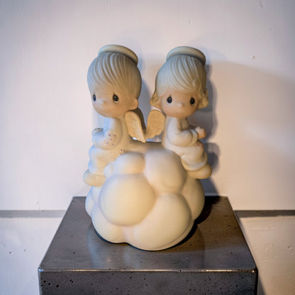 But Love Goes On Forever - Precious Moments Figurine E7350