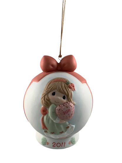 Love Is The Best Gift Of All - Dated Annual 2011 Precious Moment Ball Ornament