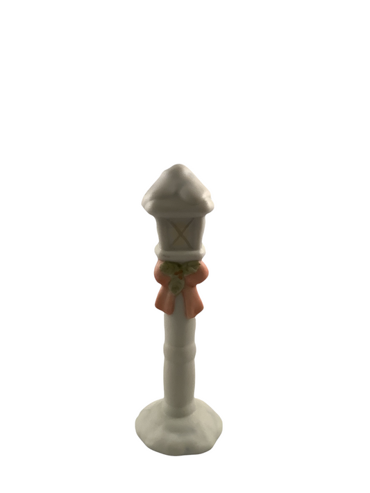 Lamp Post - Precious Moment Figurine