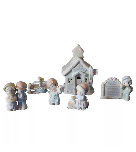 Schoolhouse Collector's Set - Precious Moment Figurines
